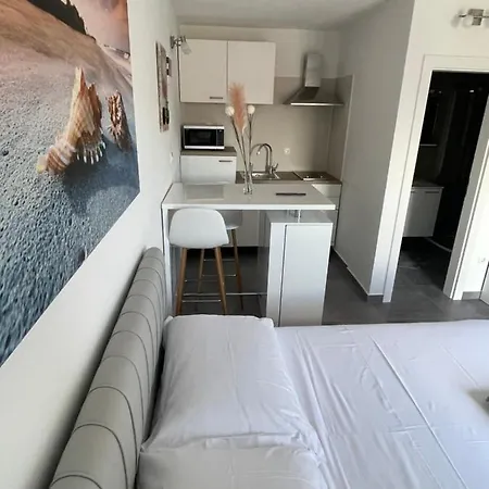 Milena Sweet Apartment-with A Pool Trogir