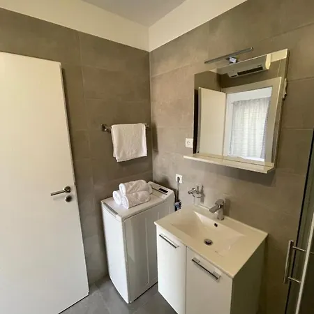 Milena Sweet Apartment-with A Pool *