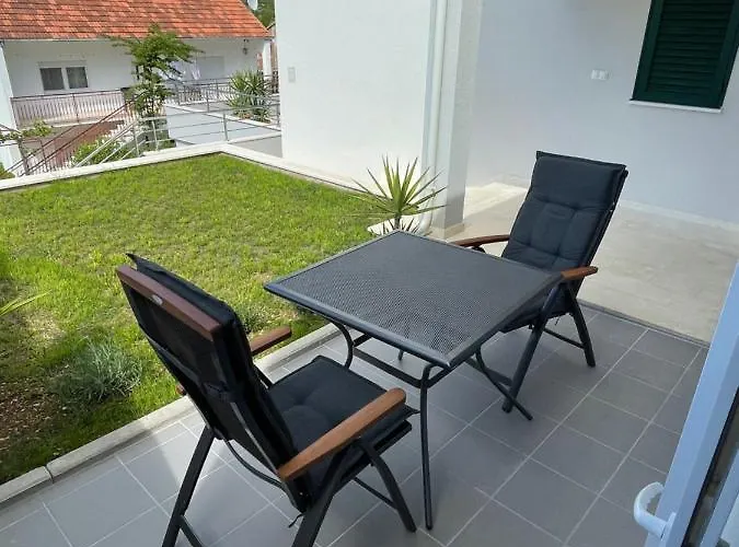 Milena Sweet Apartment-with A Pool *