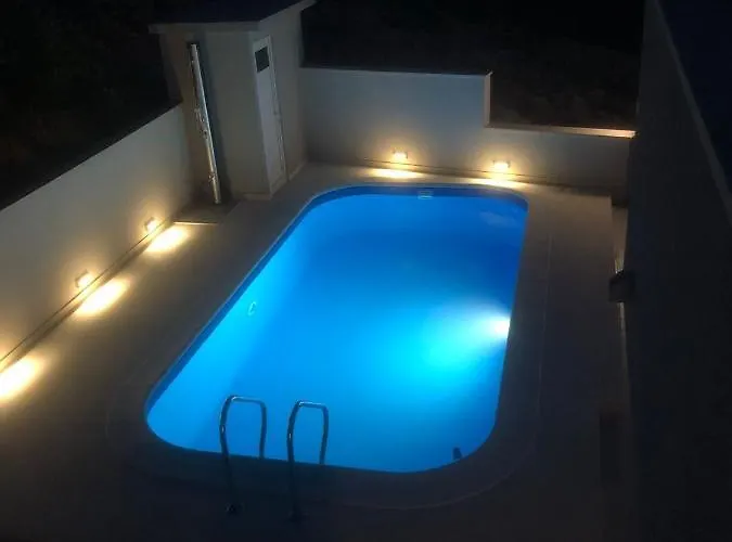 Milena Sweet Apartment-with A Pool